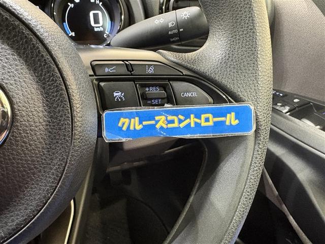 ヤリス ハイブリッドＧ　ディスプレイオーディオ　ブルートゥース　リヤカメラ　スマートキー＆プッシュスタート　オートエアコン　シートヒーター　クルーズコントロール　横滑り抑制　ＬＥＤライト　セーフティセンス　アルミホイール（20枚目）