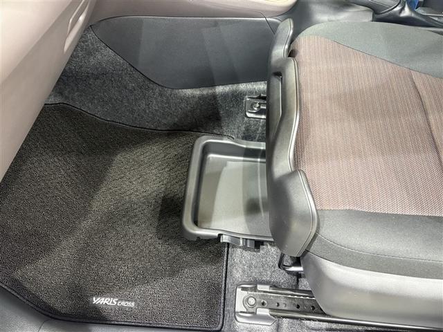 ヤリス ハイブリッドＧ　ディスプレイオーディオ　ブルートゥース　リヤカメラ　スマートキー＆プッシュスタート　オートエアコン　シートヒーター　クルーズコントロール　横滑り抑制　ＬＥＤライト　セーフティセンス　アルミホイール（24枚目）