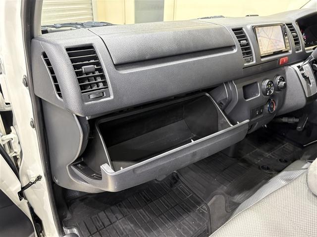 レジアスエースバン ロングＤＸ　ＧＬパッケージ　社外ナビ　フルセグＴＶ　ブルートゥース　ＤＶＤ再生　リヤカメラ　ドライブレコーダー　ＥＴＣ　キーレスエントリー　マニュアルエアコン　ＬＥＤライト　パワーステアリング　パワーウインドウ　セーフティセンス（22枚目）