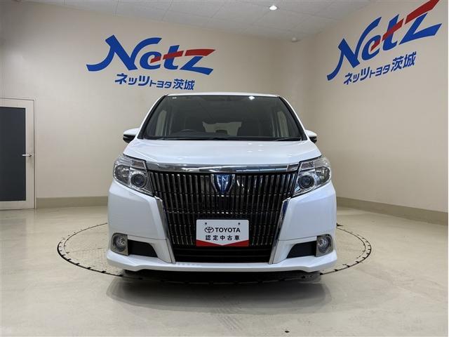 エスクァイア ハイブリッドＸｉ　９型純正ナビ　フルセグＴＶ　ブルートゥース　リヤカメラ　ＥＴＣ　スマートキー＆プッシュスタート　オートエアコン　シートヒーター　クルーズコントロール　ＬＥＤライト　両側電動ドア　アルミホイール（4枚目）