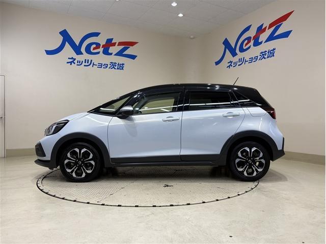 フィット ｅ：ＨＥＶクロスター　スマキー　カーテンエアバック　セキュリティーアラーム　ナビＴＶ　ＤＶＤ再生可　クルコン　ワンオーナー　ＥＴＣ装備　パワーウィンド　アルミ　ＬＥＤヘッドライト　ドラレコ付き　メモリナビ　Ｂカメラ　記録簿（11枚目）