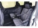 クリーニングしてあり清潔で広々とした座席です!是非、現車を見て体感してみてください。