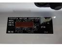 コーションプレートです。フレームナンバーやカラーコードなどが記載されています。