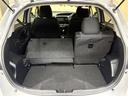 後席は６：４分割可倒式リヤシート。長めの荷物を載せるときにいいですね。
