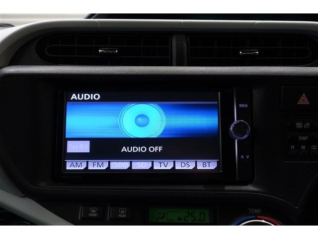 アクア Ｓ　スマートキープッシュスタート　キーレスエントリ　フルセグ地デジ　イモビ　ナビ＆ＴＶ　ワンオーナー車　オートエアコン　デュアルエアバック　ＥＳＣ　パワーウィンドウ　ＡＵＸ端子　ＥＴＣ　ＤＶＤ再生可能（13枚目）