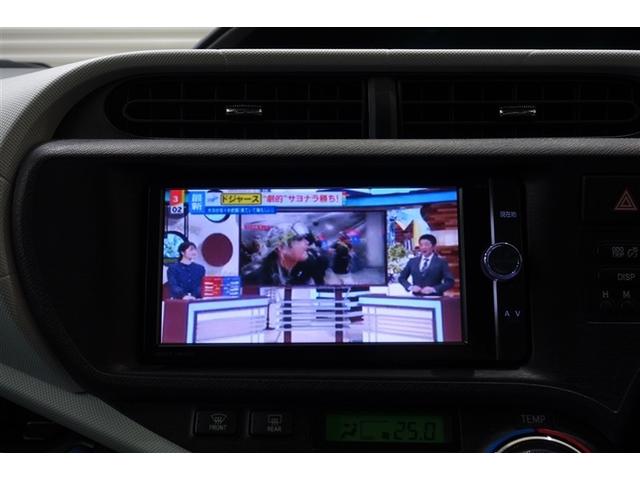 アクア Ｓ　スマートキープッシュスタート　キーレスエントリ　フルセグ地デジ　イモビ　ナビ＆ＴＶ　ワンオーナー車　オートエアコン　デュアルエアバック　ＥＳＣ　パワーウィンドウ　ＡＵＸ端子　ＥＴＣ　ＤＶＤ再生可能（14枚目）