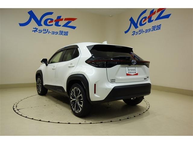 ヤリスクロス ハイブリッドZ インテリジェントキー アルミホイル LEDライト 1オ-ナ- リアカメラ クルーズコントロール 整備記録簿 横滑り防止システム ナビTV メモリーナビゲーション パワステ オートエアコン キーフリー(9枚目)