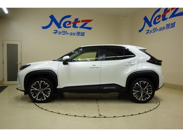 ヤリスクロス ハイブリッドZ インテリジェントキー アルミホイル LEDライト 1オ-ナ- リアカメラ クルーズコントロール 整備記録簿 横滑り防止システム ナビTV メモリーナビゲーション パワステ オートエアコン キーフリー(10枚目)