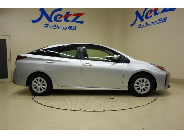 「車両検査証明書」とは…トヨタ認定車両検査員が厳しく検査しています。修復歴はもちろん、わずかな傷も正しくお伝えします。ぜひご来店ください！