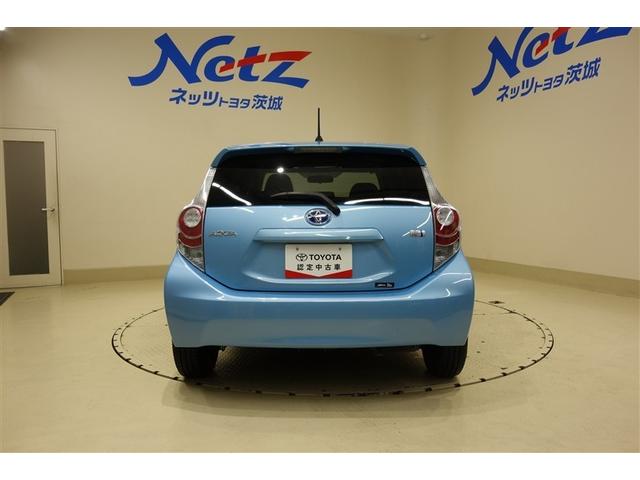 アクア Ｓ　スマートキープッシュスタート　キーレスエントリ　フルセグ地デジ　イモビ　ナビ＆ＴＶ　ワンオーナー車　オートエアコン　デュアルエアバック　ＥＳＣ　パワーウィンドウ　ＡＵＸ端子　ＥＴＣ　ＤＶＤ再生可能（8枚目）