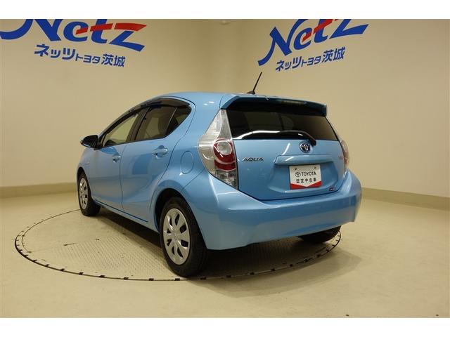 アクア Ｓ　スマートキープッシュスタート　キーレスエントリ　フルセグ地デジ　イモビ　ナビ＆ＴＶ　ワンオーナー車　オートエアコン　デュアルエアバック　ＥＳＣ　パワーウィンドウ　ＡＵＸ端子　ＥＴＣ　ＤＶＤ再生可能（9枚目）