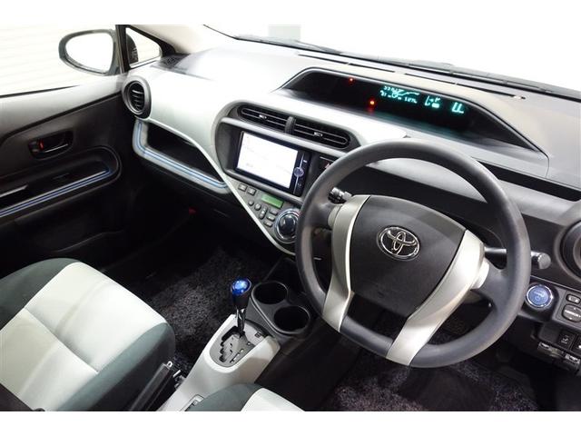 アクア Ｓ　スマートキープッシュスタート　キーレスエントリ　フルセグ地デジ　イモビ　ナビ＆ＴＶ　ワンオーナー車　オートエアコン　デュアルエアバック　ＥＳＣ　パワーウィンドウ　ＡＵＸ端子　ＥＴＣ　ＤＶＤ再生可能（22枚目）