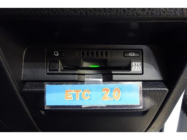 ヴォクシー ＺＳ　煌ＩＩＩ　プリクラッシュ　スマートキ　アイスト　ＤＶＤ再生機能　記録簿付き　横滑り防止装置　ナビＴＶ　アルミ　三列シート　ＷＡＣ　盗難防止　オートエアコン　キーレス　ＥＴＣ装備　パワステ　メモリナビ　クルコン（17枚目）