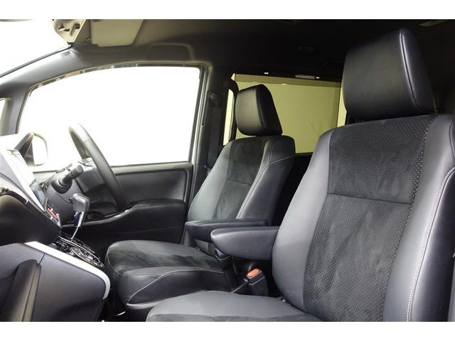 ヴォクシー ＺＳ　煌ＩＩＩ　プリクラッシュ　スマートキ　アイスト　ＤＶＤ再生機能　記録簿付き　横滑り防止装置　ナビＴＶ　アルミ　三列シート　ＷＡＣ　盗難防止　オートエアコン　キーレス　ＥＴＣ装備　パワステ　メモリナビ　クルコン（26枚目）