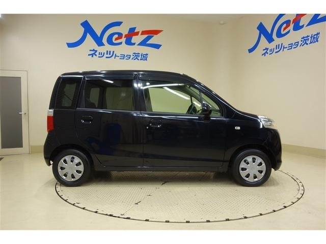 ライフ Ｃ　ＣＤチューナ－　キーレスエントリー　マニュアルエアコン　パワーステアリング　パワーウィンドウ　デュアルエアバッグ　パンク修理キット　ロングラン保証（6枚目）