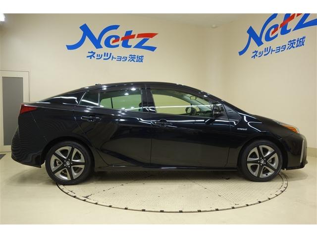 プリウス Ｓツーリングセレクション　エアバック　地デジ　Ｂモニ　アイスト　定期点検記録簿　ＬＥＤヘッド　イモビ　オートクルーズ　横滑り防止　サイドエアバック　ドラレコ付き　ＤＶＤ再生可　ＥＴＣ　スマートキー　メモリ－ナビ　ナビＴＶ　ＡＷ（6枚目）