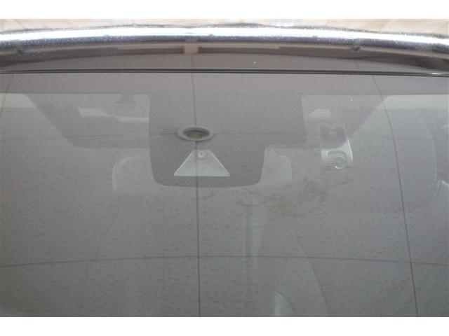 プリウス Ｓツーリングセレクション　エアバック　地デジ　Ｂモニ　アイスト　定期点検記録簿　ＬＥＤヘッド　イモビ　オートクルーズ　横滑り防止　サイドエアバック　ドラレコ付き　ＤＶＤ再生可　ＥＴＣ　スマートキー　メモリ－ナビ　ナビＴＶ　ＡＷ（33枚目）