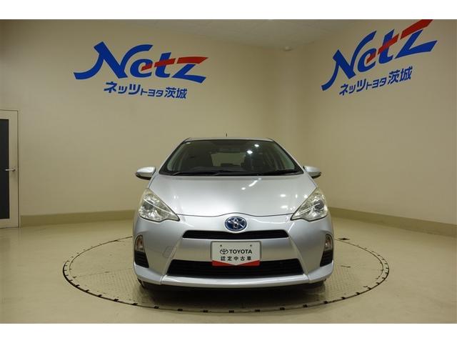 アクア S 純正ナビ ワンセグTV ブルートゥース ETC キーレスエントリー オートエアコン デュアルエアバッグ パワーウィンドウ パワーステアリング スペアタイヤ ロングラン保証(4枚目)