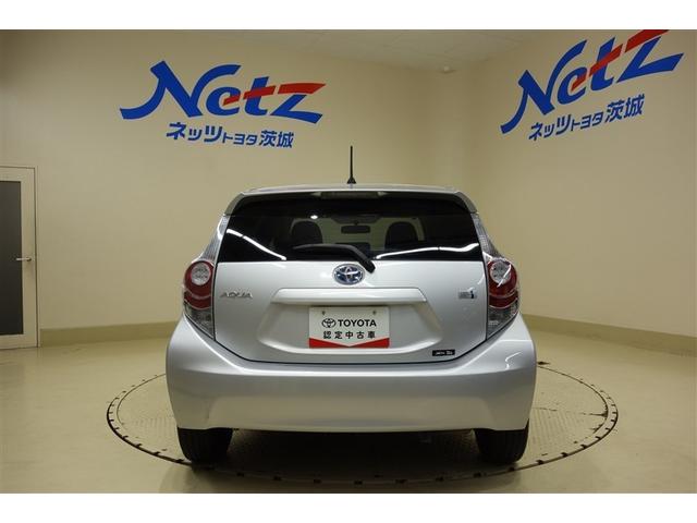 アクア S 純正ナビ ワンセグTV ブルートゥース ETC キーレスエントリー オートエアコン デュアルエアバッグ パワーウィンドウ パワーステアリング スペアタイヤ ロングラン保証(8枚目)