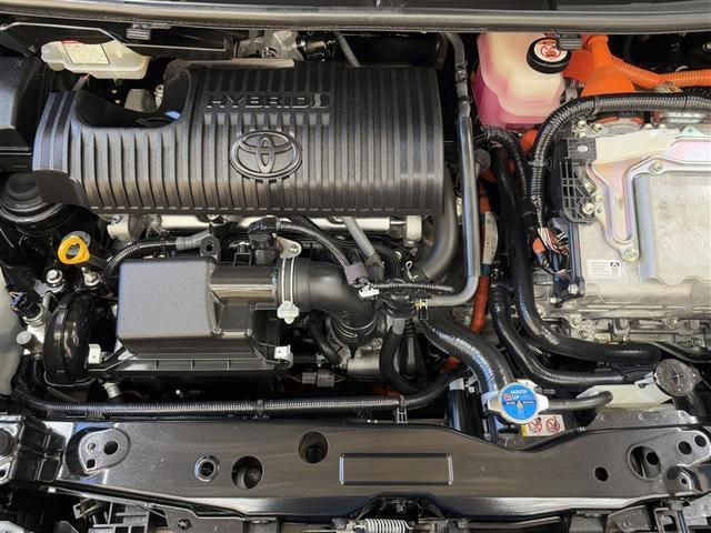 TOYOTA SIENTA HYBRID FUNBASE G