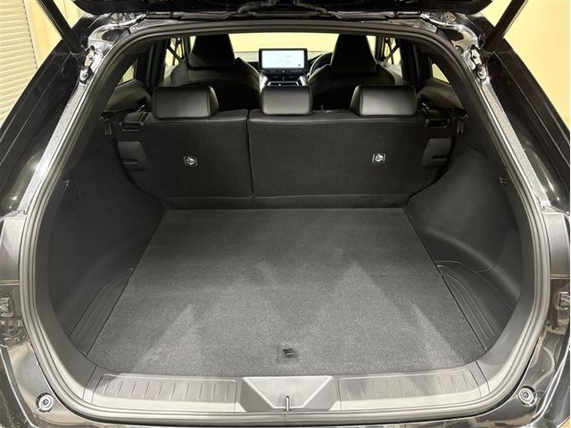 ハリアーハイブリッド Ｇ　エンジンスターター　ディスプレイオーディオ　ブルートゥース　フルセグＴＶ　リヤカメラ　ＥＴＣ　スマートキー　オートエアコン　ＬＥＤライト　クルーズコントロール　電動バックドア　セーフティセンス　アルミ（29枚目）