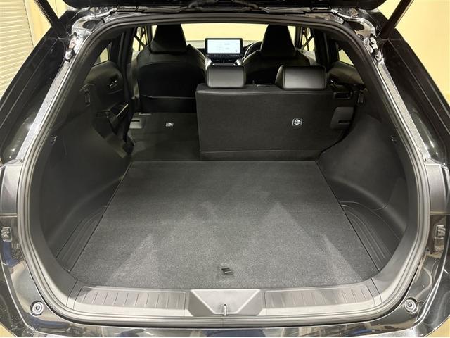 ハリアーハイブリッド Ｇ　エンジンスターター　ディスプレイオーディオ　ブルートゥース　フルセグＴＶ　リヤカメラ　ＥＴＣ　スマートキー　オートエアコン　ＬＥＤライト　クルーズコントロール　電動バックドア　セーフティセンス　アルミ（30枚目）