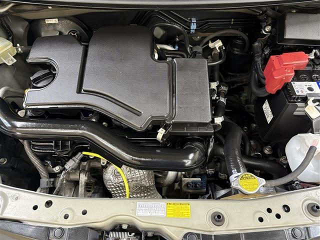 パッソ 1.0X Lパッケージ・キリリ 盗難防止 地デジTV ナビTV Aストップ 運転席エアバッグ スマ-トキー 両席エアバック DVD キーレスエントリー AUX ESC パワーウィンドウ パワーステアリング ETC ABS 点検記録簿(32枚目)