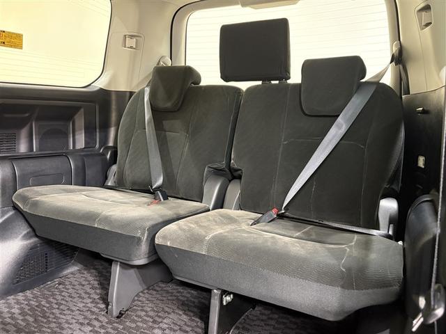 ヴォクシー X Lエディション 1オーナ 助手席エアバッグ 記録簿有 盗難防止 キ-レス 全席パワーウインドウ ATエアコン AUX ETC装備 Wエアコン リアカメラ メモリーナビ 三列シート 運転席エアバッグ ABS パワステ(26枚目)