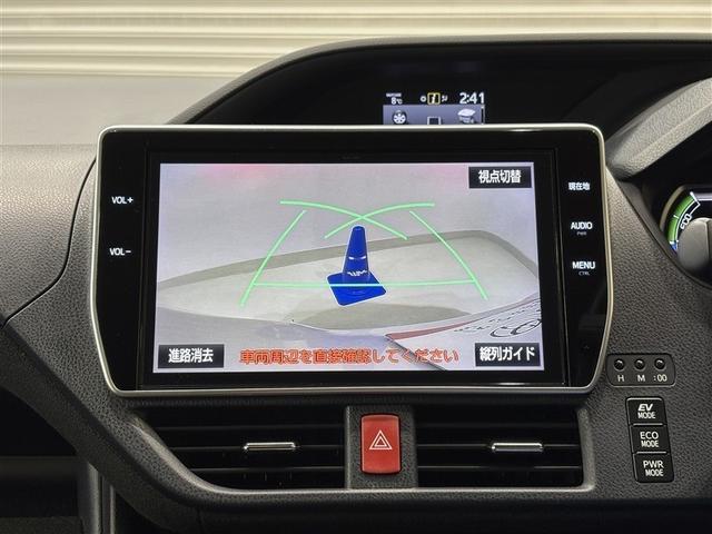 ヴォクシー ハイブリッドＶ　１０型純正ナビ　フルセグＴＶ　ブルートゥース　後席モニター　リヤカメラ　ＥＴＣ　ドライブレコーダ　スマートキー　オートエアコン　シートヒーター　クルーズコントロール　ＬＥＤライト　両側電動ドア　アルミ（16枚目）