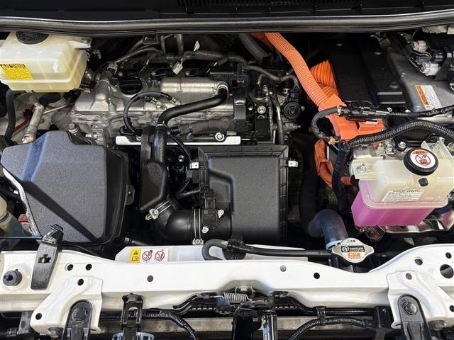 ヴォクシー ハイブリッドＶ　１０型純正ナビ　フルセグＴＶ　ブルートゥース　後席モニター　リヤカメラ　ＥＴＣ　ドライブレコーダ　スマートキー　オートエアコン　シートヒーター　クルーズコントロール　ＬＥＤライト　両側電動ドア　アルミ（39枚目）