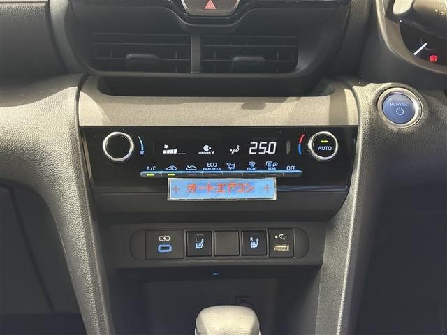 ヤリスクロス ハイブリッドＺ　ディスプレイオーディオ　ブルートゥース　全周囲カメラ　ＥＴＣ　スマートキ－　オートエアコン　シートヒーター　ＬＥＤライト　クルーズコントロール　ブラインドスポットモニター　セーフティセンス　アルミ（18枚目）