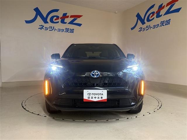 ヤリスクロス ハイブリッドＺ　ディスプレイオーディオ　ブルートゥース　全周囲カメラ　ＥＴＣ　スマートキ－　オートエアコン　シートヒーター　ＬＥＤライト　クルーズコントロール　ブラインドスポットモニター　セーフティセンス　アルミ（35枚目）