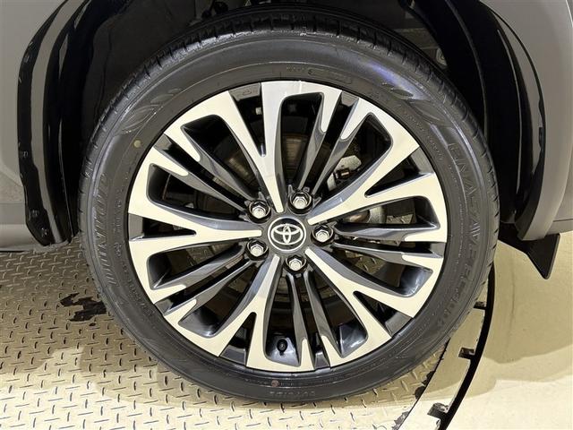 ヤリスクロス ハイブリッドＺ　ディスプレイオーディオ　ブルートゥース　全周囲カメラ　ＥＴＣ　スマートキ－　オートエアコン　シートヒーター　ＬＥＤライト　クルーズコントロール　ブラインドスポットモニター　セーフティセンス　アルミ（36枚目）