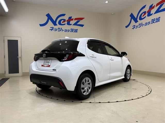 ヤリス Ｘ　定期点検記録簿　カーテンエアバッグ　リヤカメラ　ＶＳＣ　１オーナー　ドラレコ付き　パワーステアリング　イモビライザー　マニュアルエアコン　エアバック付　ナビ　ＡＢＳ　メディアプレイヤー接続　メモリナビ（7枚目）