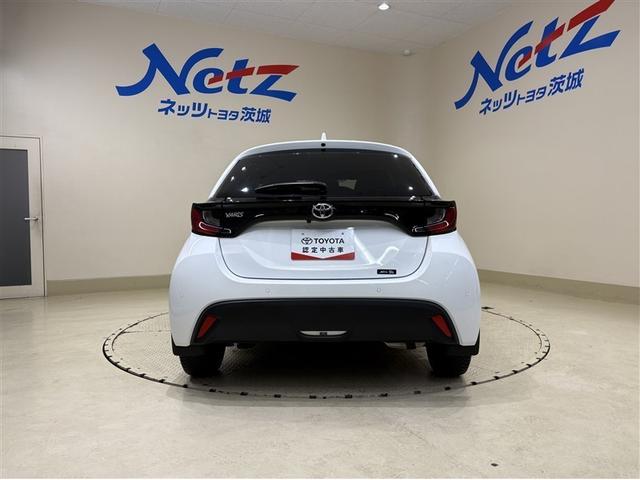 ヤリス Ｘ　定期点検記録簿　カーテンエアバッグ　リヤカメラ　ＶＳＣ　１オーナー　ドラレコ付き　パワーステアリング　イモビライザー　マニュアルエアコン　エアバック付　ナビ　ＡＢＳ　メディアプレイヤー接続　メモリナビ（8枚目）