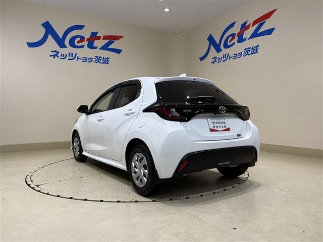 ヤリス Ｘ　定期点検記録簿　カーテンエアバッグ　リヤカメラ　ＶＳＣ　１オーナー　ドラレコ付き　パワーステアリング　イモビライザー　マニュアルエアコン　エアバック付　ナビ　ＡＢＳ　メディアプレイヤー接続　メモリナビ（9枚目）