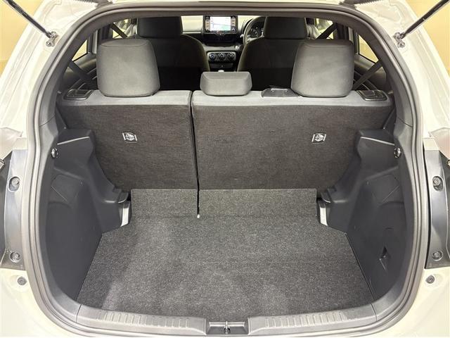 ヤリス Ｘ　定期点検記録簿　カーテンエアバッグ　リヤカメラ　ＶＳＣ　１オーナー　ドラレコ付き　パワーステアリング　イモビライザー　マニュアルエアコン　エアバック付　ナビ　ＡＢＳ　メディアプレイヤー接続　メモリナビ（25枚目）