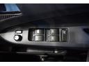 運転席のパワーウインドウスイッチにはロック機能があるので小さなお子様を乗せても安心ですね。