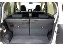 軽自動車でも奥行きと開口幅を確保して広々としたゆとりある大容量のラゲージスペースです。