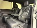 クリーニングしてあり清潔で広々とした座席です！是非、現車を見て体感してみてください。