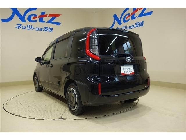 シエンタ ハイブリッドＺ　１００Ｖ電源　ディスプレイオーディオナビ　フルセグＴＶ　ブルートゥース　全周囲カメラ　ＥＴＣ　スマートキー　オートエアコン　クルーズコントロール　ＬＥＤライト　両側電動ドア　ブラインドスポットモニター（9枚目）