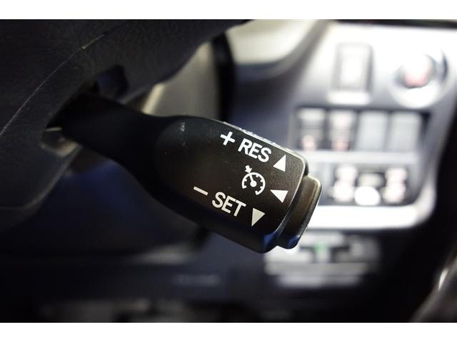 ヴォクシー ZS 煌II 10型純正ナビ フルセグTV ブルートゥース DVD再生 後席モニター リヤカメラ ETC スマートキー オートエアコン クルーズコントロール LEDライト 両側電動ドア セーフティセンス アルミ(22枚目)