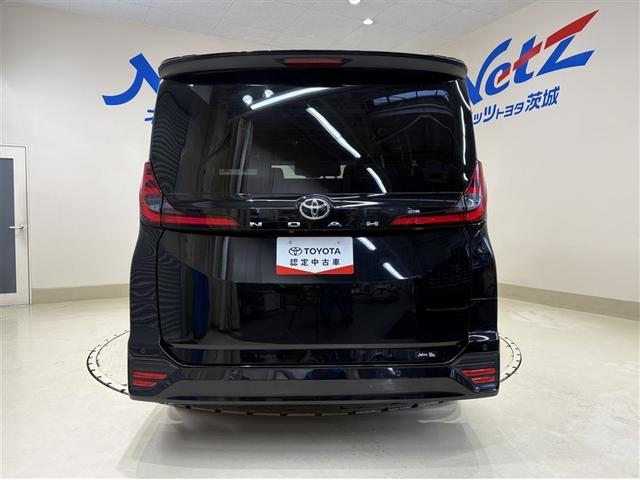 ノア Ｓ－Ｚ　アルミホイール　デュアルエアコン　クルーズコントロール　記録簿　盗難防止装置　ＬＥＤライト　両側自動ドア　メモリーナビ　キーレス　横滑り防止　ナビＴＶ　三列シート　ＤＶＤ再生　スマートキー　エアコン（10枚目）