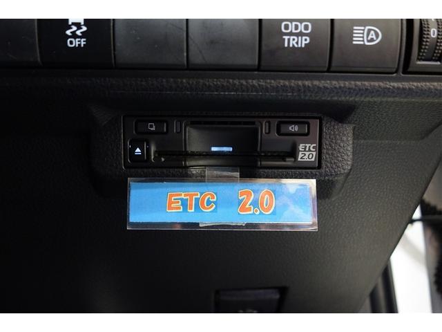 カローラツーリング ハイブリッド　ダブルバイビー　ディスプレイオーディオナビ　フルセグＴＶ　ブルートゥース　リヤカメラ　ＥＴＣ　スマートキー　オートエアコン　クルーズコントロール　ＬＥＤライト　ブラインドスポットモニター　セーフティセンス　アルミ（16枚目）