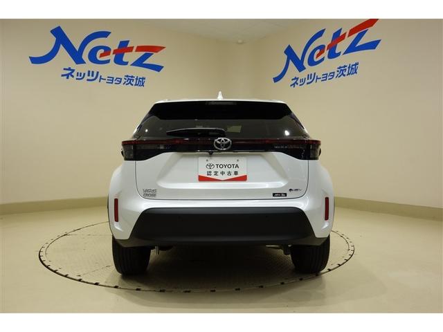 ヤリスクロス ハイブリッドＺ　ディスプレイオーディオナビ　フルセグＴＶ　ブルートゥース　全周囲カメラ　ＥＴＣ　ドライブレコーダー　スマートキー　シートヒーター　ＬＥＤライト　クルーズコントロール　電動バックドア　セーフティセンス（7枚目）