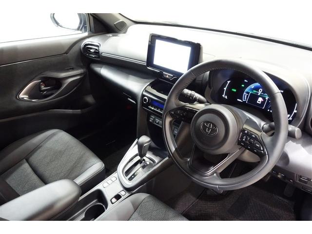 ヤリスクロス ハイブリッドＺ　ディスプレイオーディオナビ　フルセグＴＶ　ブルートゥース　全周囲カメラ　ＥＴＣ　ドライブレコーダー　スマートキー　シートヒーター　ＬＥＤライト　クルーズコントロール　電動バックドア　セーフティセンス（25枚目）