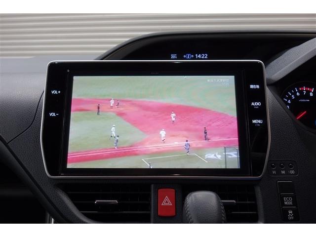 ヴォクシー ＺＳ　煌　１０型純正ナビ　フルセグＴＶ　ブルートゥース　ＤＶＤ再生　後席モニター　リヤカメラ　ＥＴＣ　スマートキー　オートエアコン　クルーズコントロール　ＬＥＤライト　両側電動ドア　セーフティセンス　アルミ（14枚目）