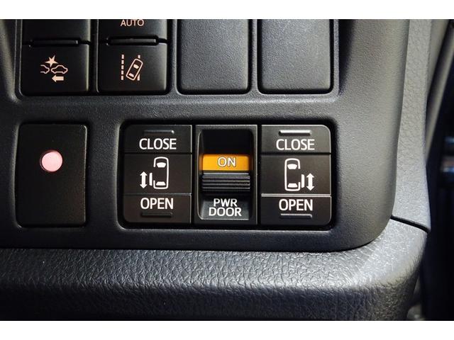 ヴォクシー ＺＳ　煌　１０型純正ナビ　フルセグＴＶ　ブルートゥース　ＤＶＤ再生　後席モニター　リヤカメラ　ＥＴＣ　スマートキー　オートエアコン　クルーズコントロール　ＬＥＤライト　両側電動ドア　セーフティセンス　アルミ（24枚目）