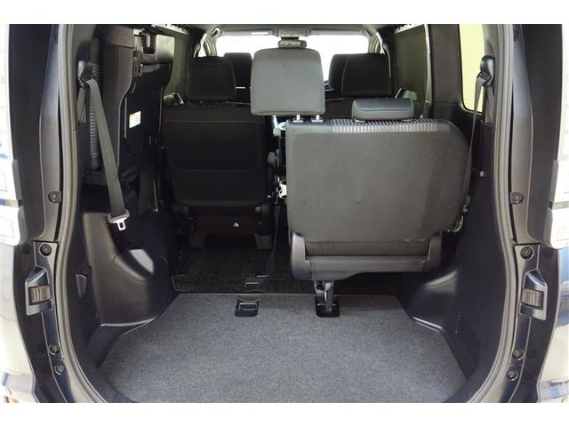 ヴォクシー ＺＳ　煌　１０型純正ナビ　フルセグＴＶ　ブルートゥース　ＤＶＤ再生　後席モニター　リヤカメラ　ＥＴＣ　スマートキー　オートエアコン　クルーズコントロール　ＬＥＤライト　両側電動ドア　セーフティセンス　アルミ（30枚目）