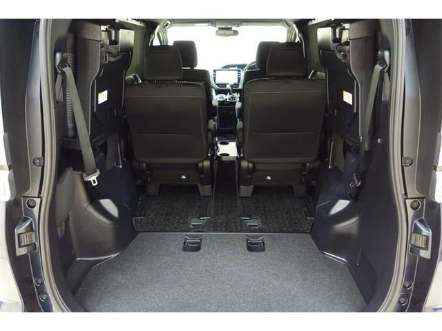 ヴォクシー ＺＳ　煌　１０型純正ナビ　フルセグＴＶ　ブルートゥース　ＤＶＤ再生　後席モニター　リヤカメラ　ＥＴＣ　スマートキー　オートエアコン　クルーズコントロール　ＬＥＤライト　両側電動ドア　セーフティセンス　アルミ（31枚目）